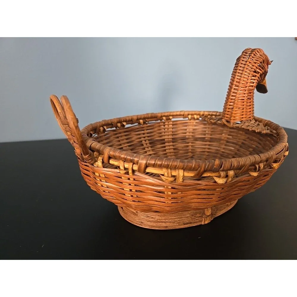 Vintage Wicker Duck Basket Woven Rattan Wood‎ Beak Farmhouse Country Animal Boho
